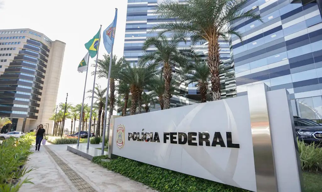 Pai de Daniel Vorcaro é preso na 6ª fase da operação Compliance Zero