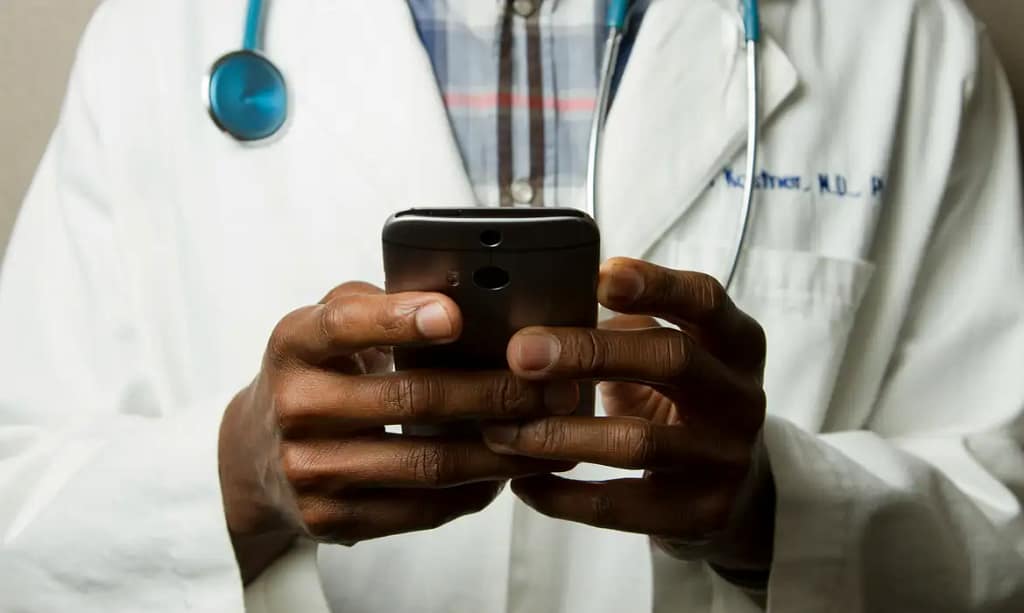 Enamed será requisito para exercício da medicina no Brasil