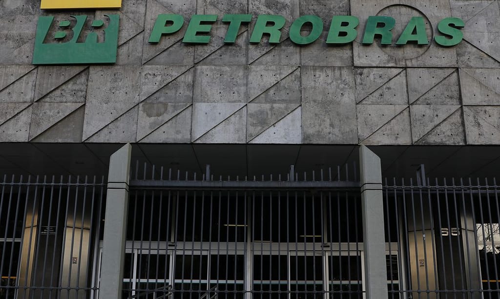 Petrobras anuncia descoberta de petróleo na Foz do Amazonas